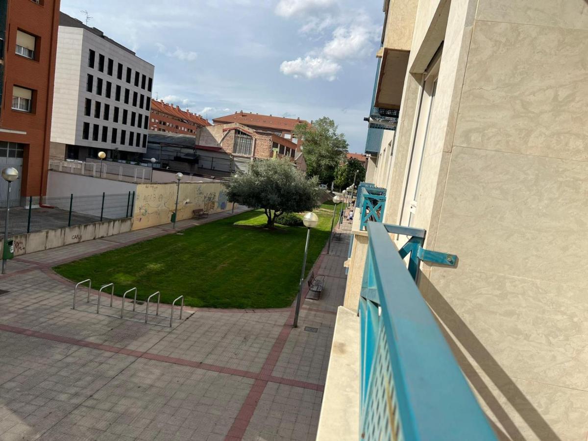 Pool And Confort 3 Habitaciones Y Garaje By Apartamentos Логроньо Екстериор снимка