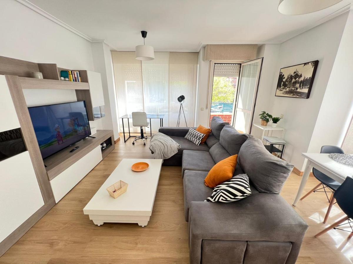 Pool And Confort 3 Habitaciones Y Garaje By Apartamentos Логроньо Екстериор снимка