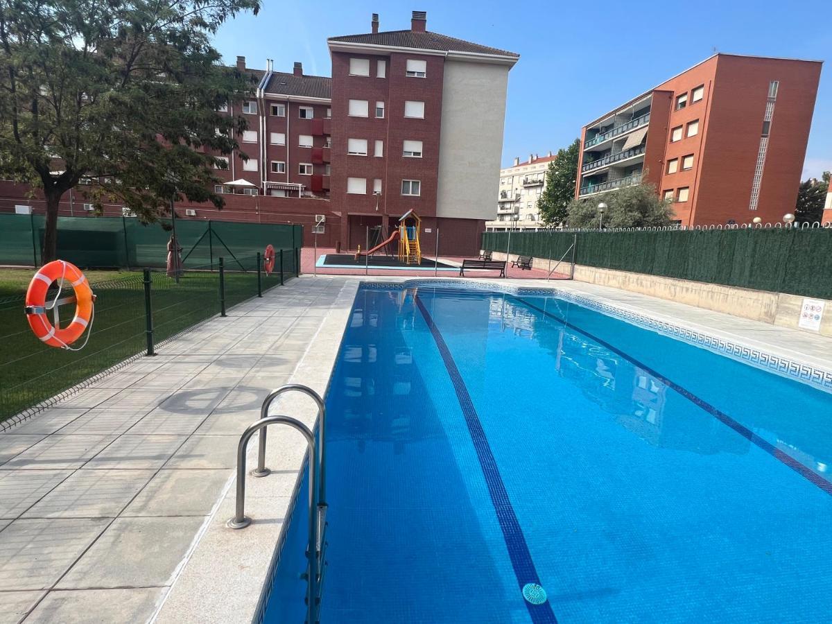 Pool And Confort 3 Habitaciones Y Garaje By Apartamentos Логроньо Екстериор снимка